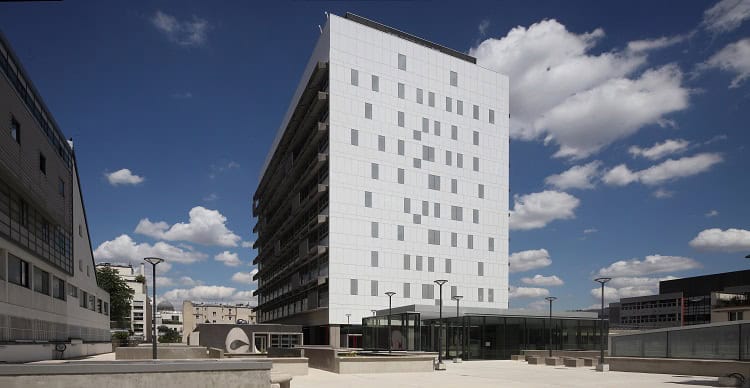 CENTRE DE RECHERCHES MEDICALES - UNIVERSITE PARIS DESCARTES - HOPITAL NECKER - PARIS (75)