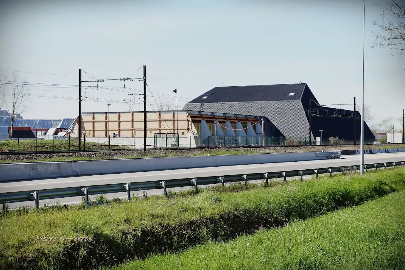 GYMNASE DE LA PLAINE DE L’AIN - AMBÉRIEUX EN BUGEY (42)